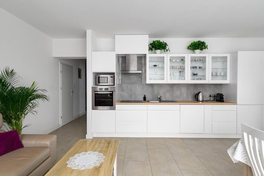 Appartement Chic Et Moderne พอซนาน ภายนอก รูปภาพ